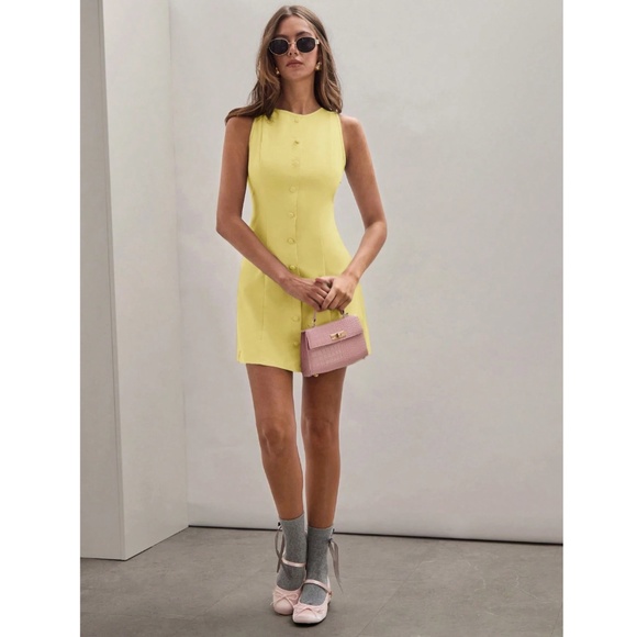 Yellow Short Button Through Mini Dress Sleeveless - Picture 2 of 8
